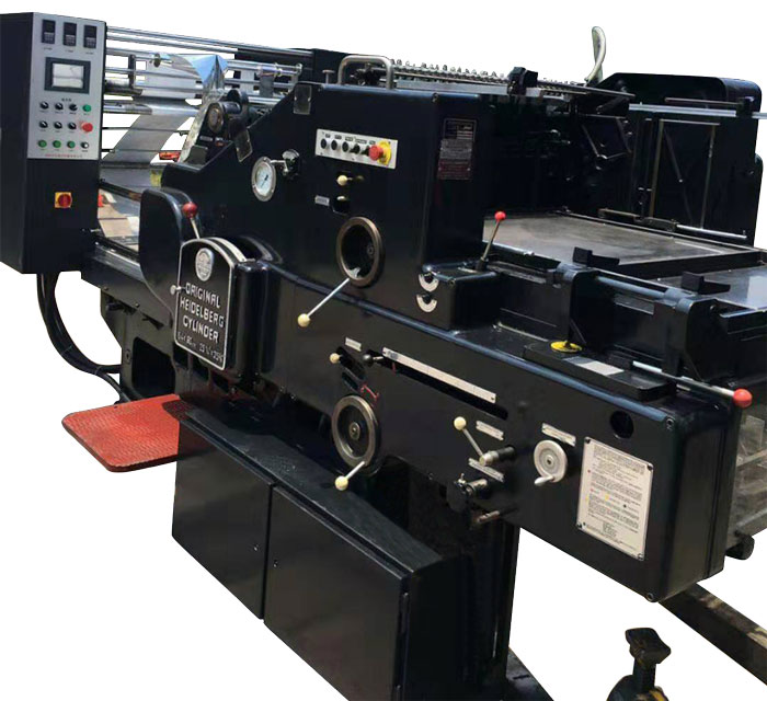 900型全自動(dòng)海德堡圓壓平燙金機(jī)、全自動(dòng)燙金機(jī)